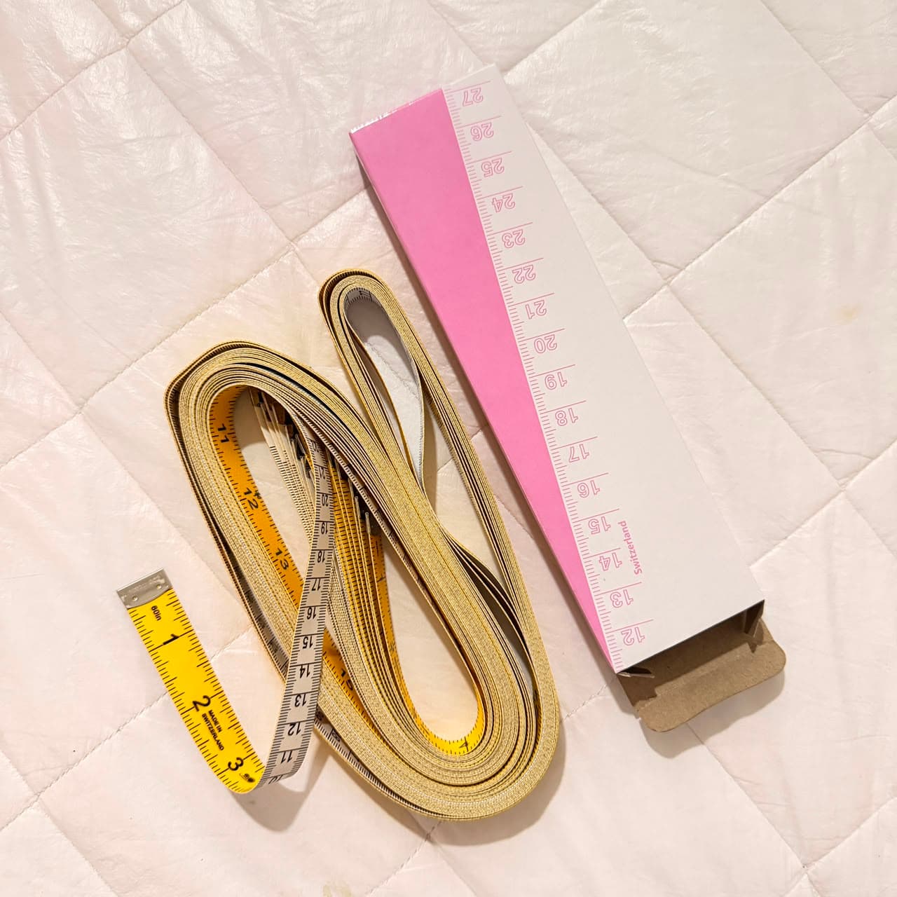 MEASURING TAPE ( SWITZERLAND )